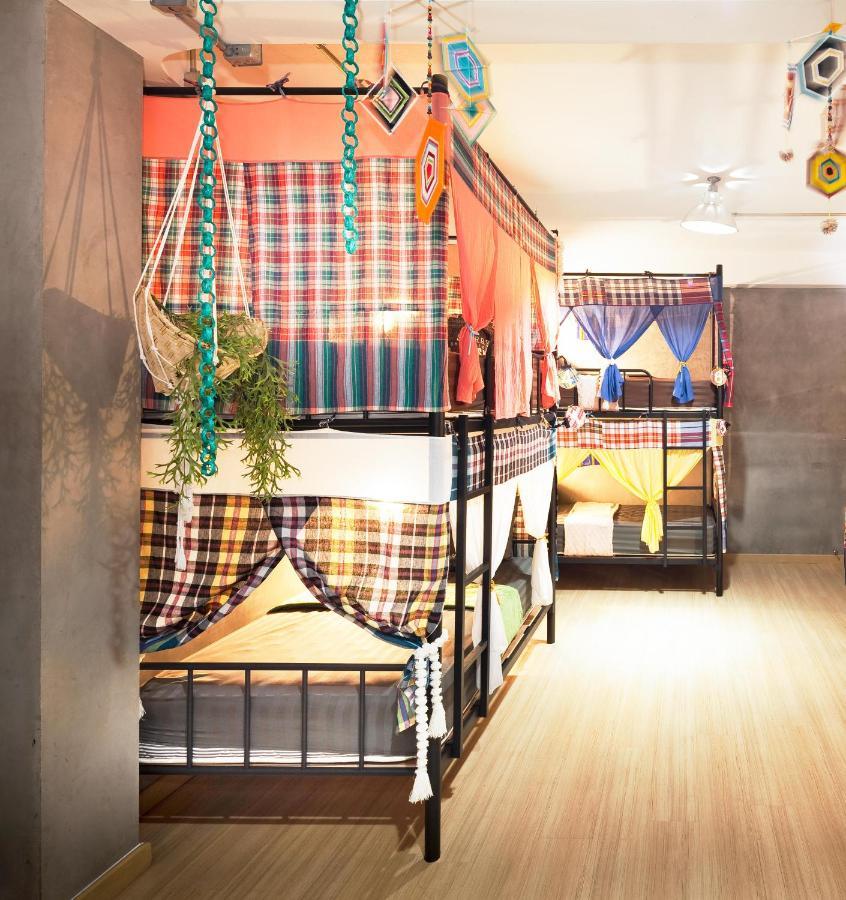 Five Stars Ratchada 19 Hostel Bangkok Kültér fotó
