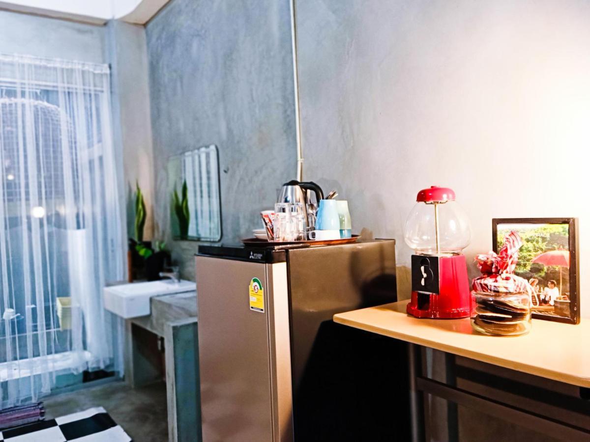 Five Stars Ratchada 19 Hostel Bangkok Kültér fotó